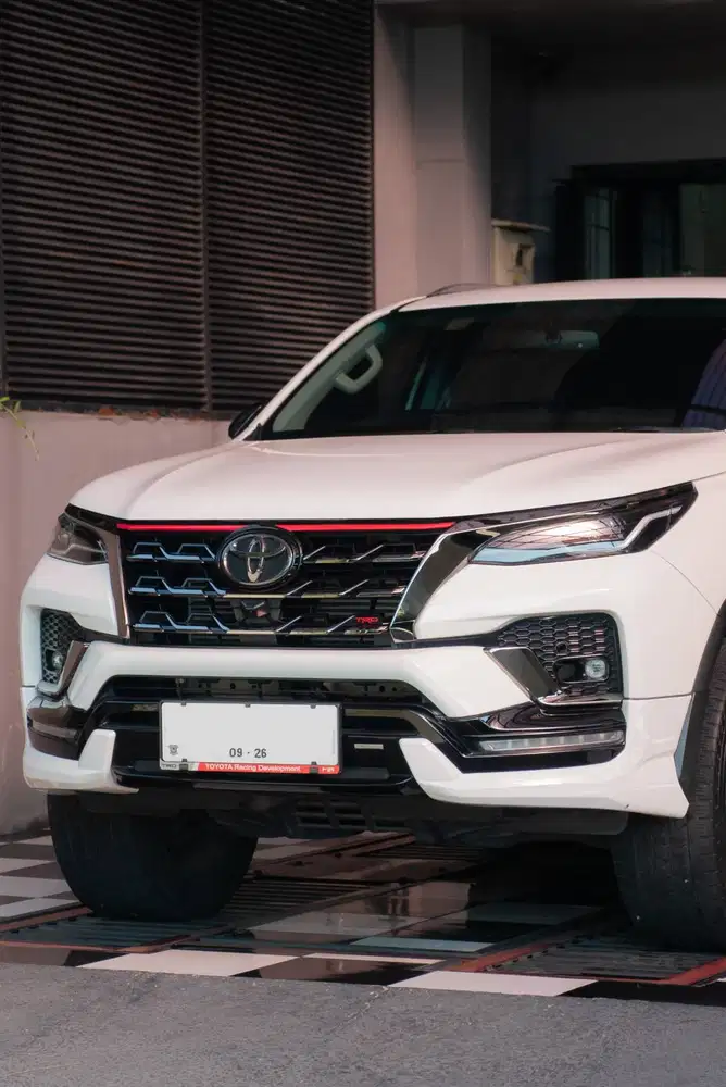 Toyota Fortuner VRZ TRD 4x2  Disel AT 2021