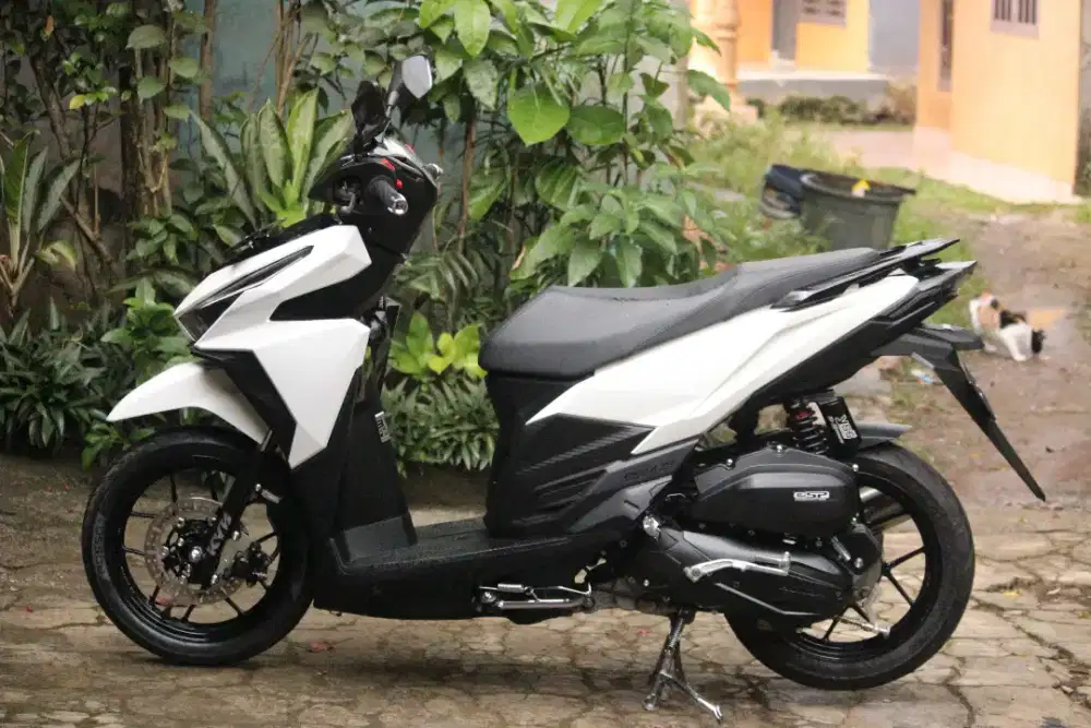Vario 125 LED old 2016 JUAL CEPAT !!