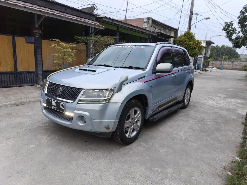 Suzuki grand vitara 2007 istimewa
