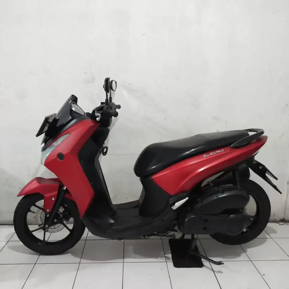 Yamaha Lexi 2018 Bagus Lengkap mesin Cakep
