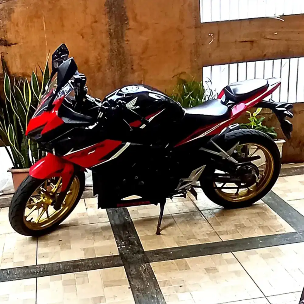 Honda CBR 150r 2020