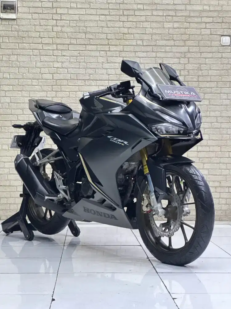 TERMURAH‼️New Honda CBR 150R 2023 Matte Black - Dava Mustika