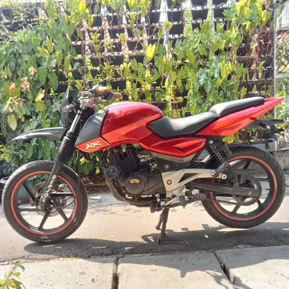 Bajaj pulsar 180ug4 2010
