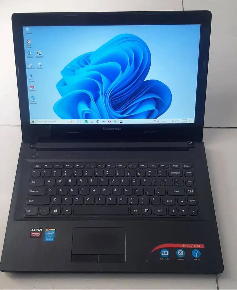 Laptop Lenovo i5 gen 5 RAM 4GB/SSD 256GB