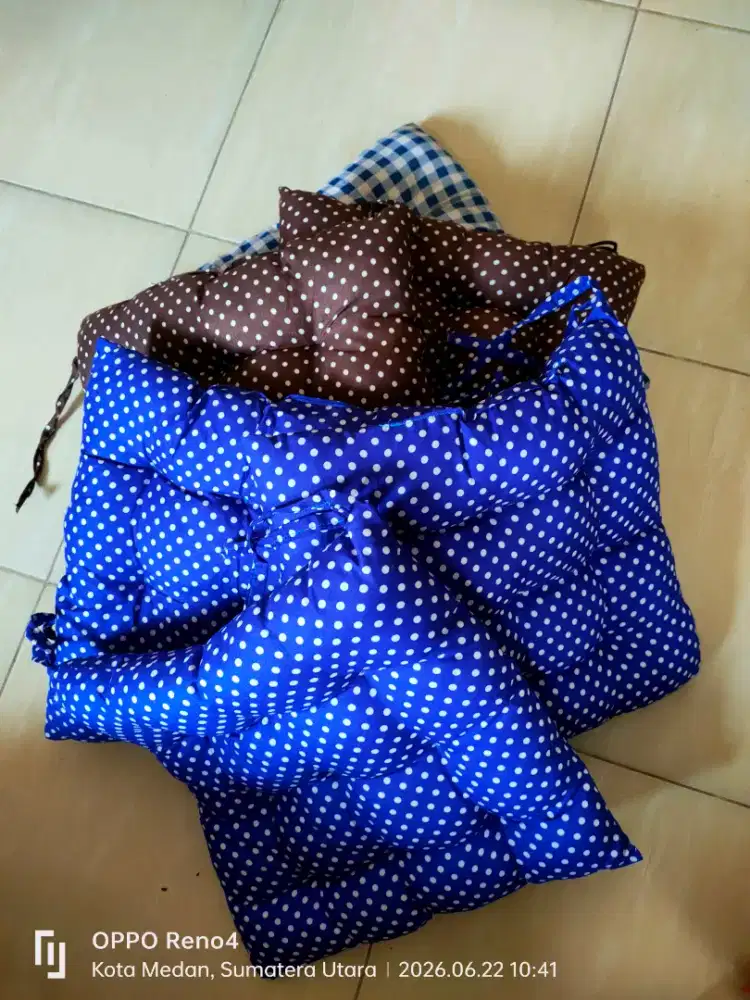 BANTAL DUDUK KURSI