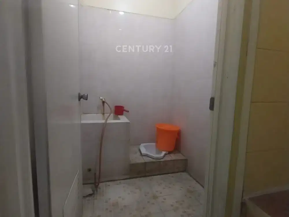 Ruko 2½ lt Boulevar Hijau Harapan Indah Bekasi