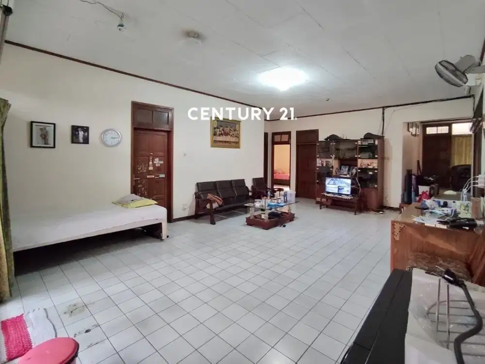 Prime Location Margonda Raya Rumah Luas 880m Cocok Untuk Usaha