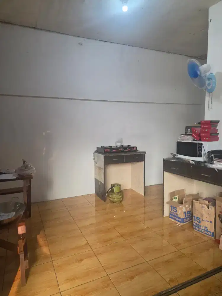 Jaga toko makanan online