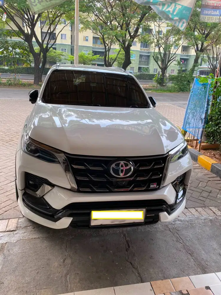 TOYOTA FORTUNER VRZ 2.8 GR (2023)