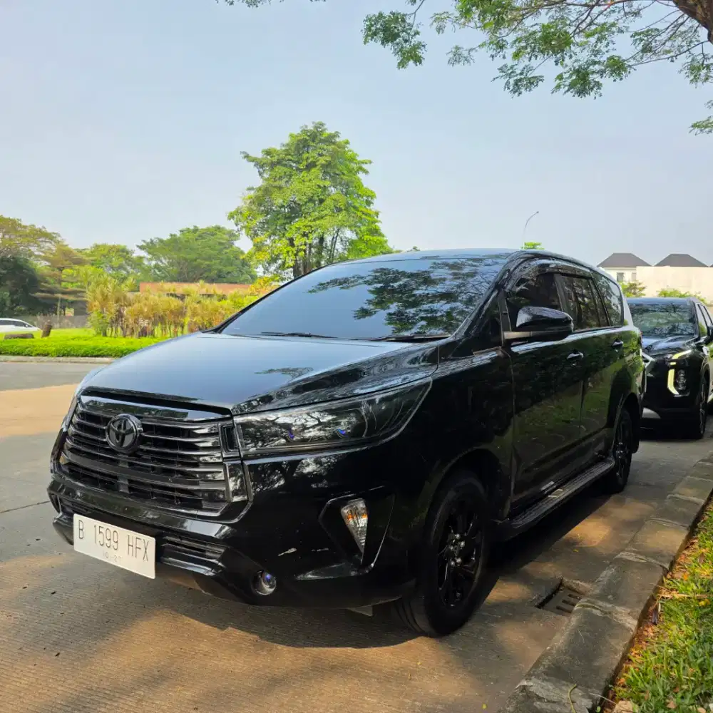 Kaya Baru Banget. Rawatan. Toyota Innova Reborn DIESEL AT 2022 Hitam