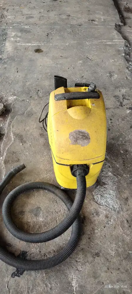 Vacuum Cleaner Karcher A 2701