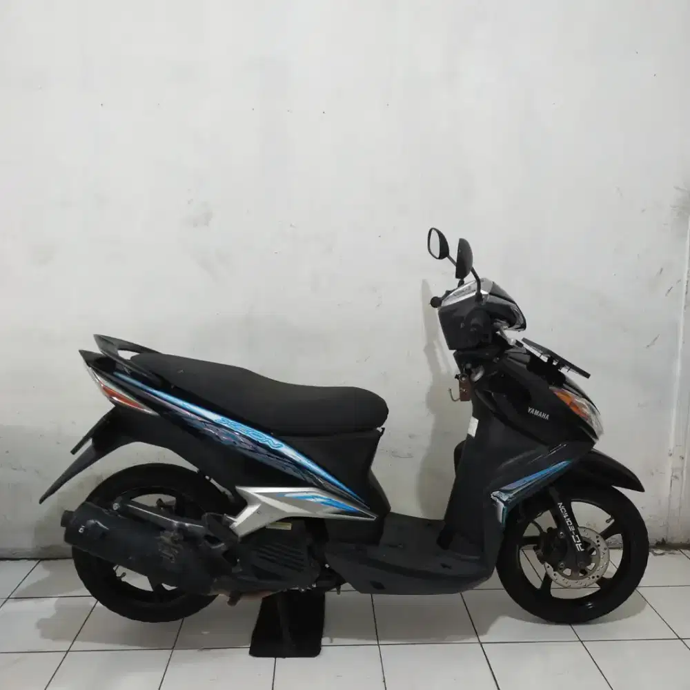 Yamaha Xeon 125 2010 Bagus lengkap Mesin Cakep