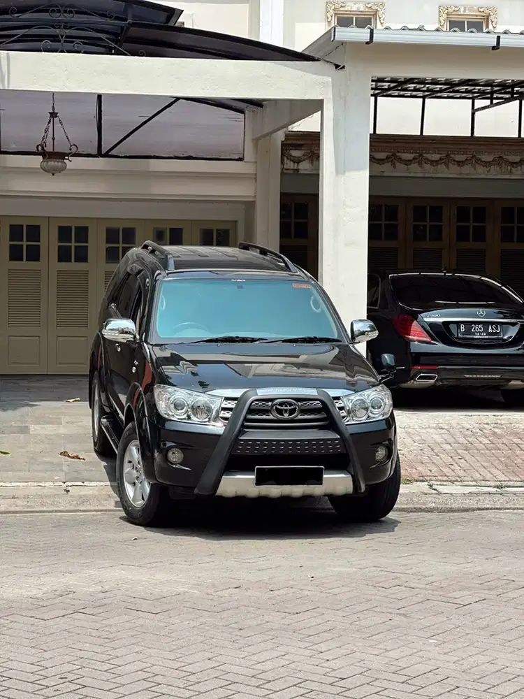 (HOT DEAL KAYAK MOBIL BARU) Fortuner 2.5 G MT Diesel 2009