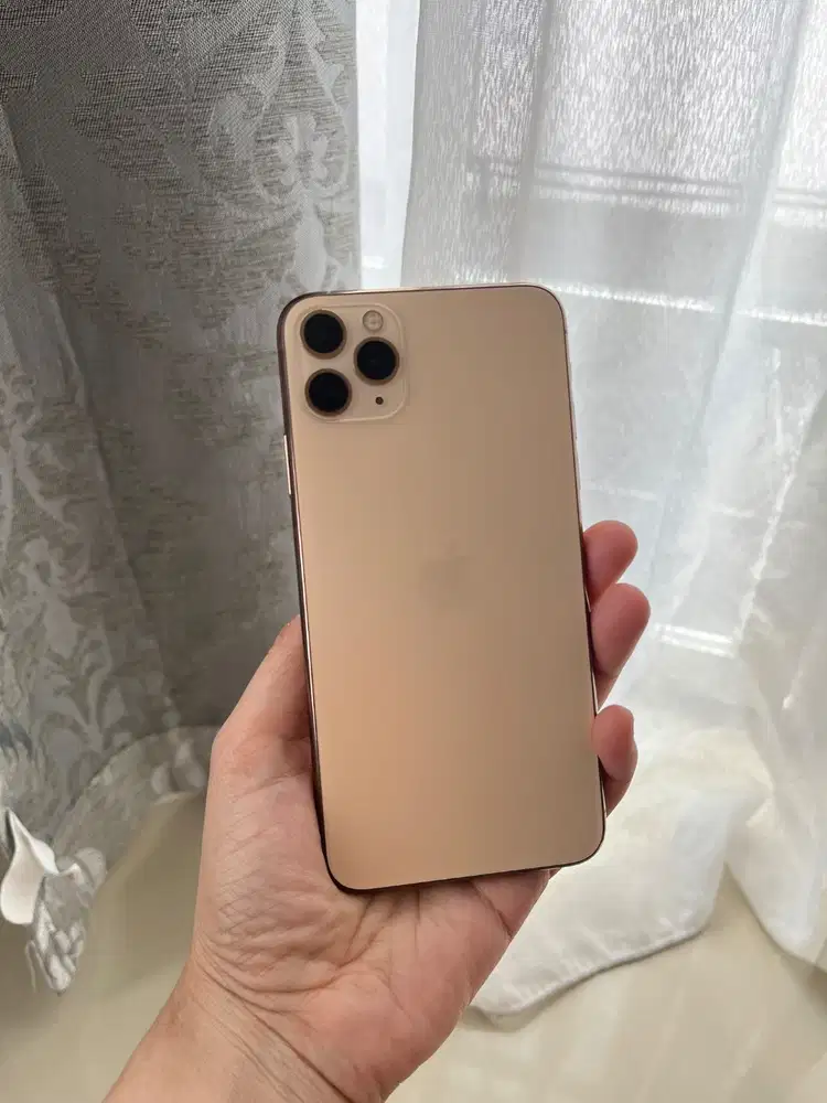 DIJUAL IPHONE 11 PRO MAX 256 GOLD INTER