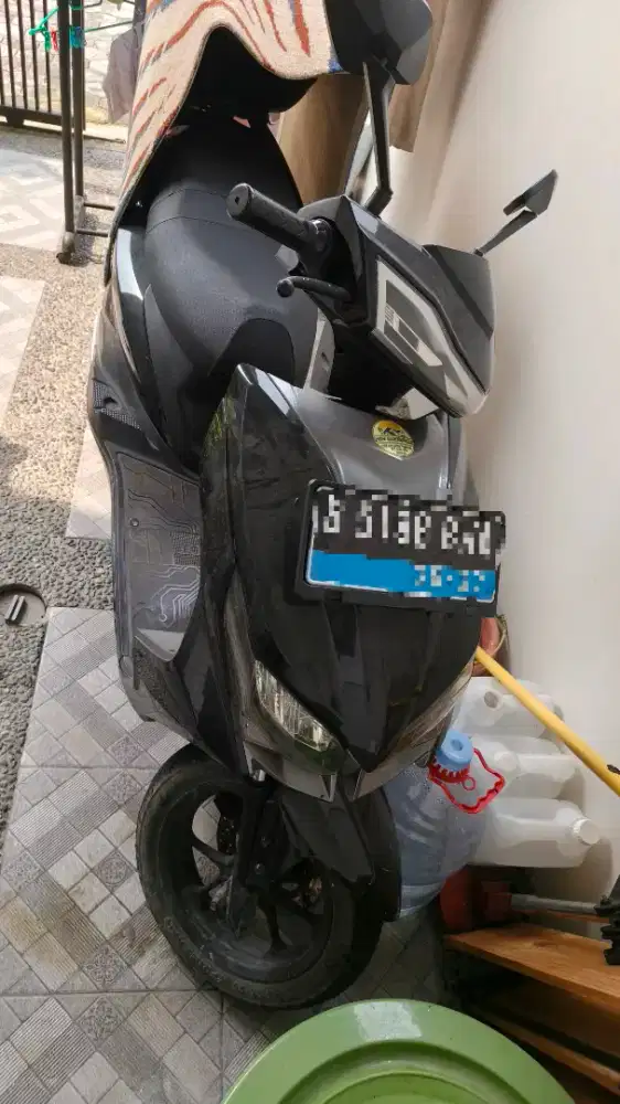 Smoot Tempur Facelift Gen 2 Motor Listrik Ramah Lingkungan Siap Pakai