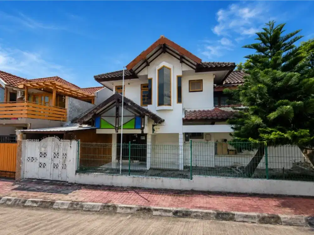 DISEWAKAN RUMAH STRATEGIS RINGROAD UTARA DALAM PERUMAHAN CONDONG CATUR DEPOK SLEMAN