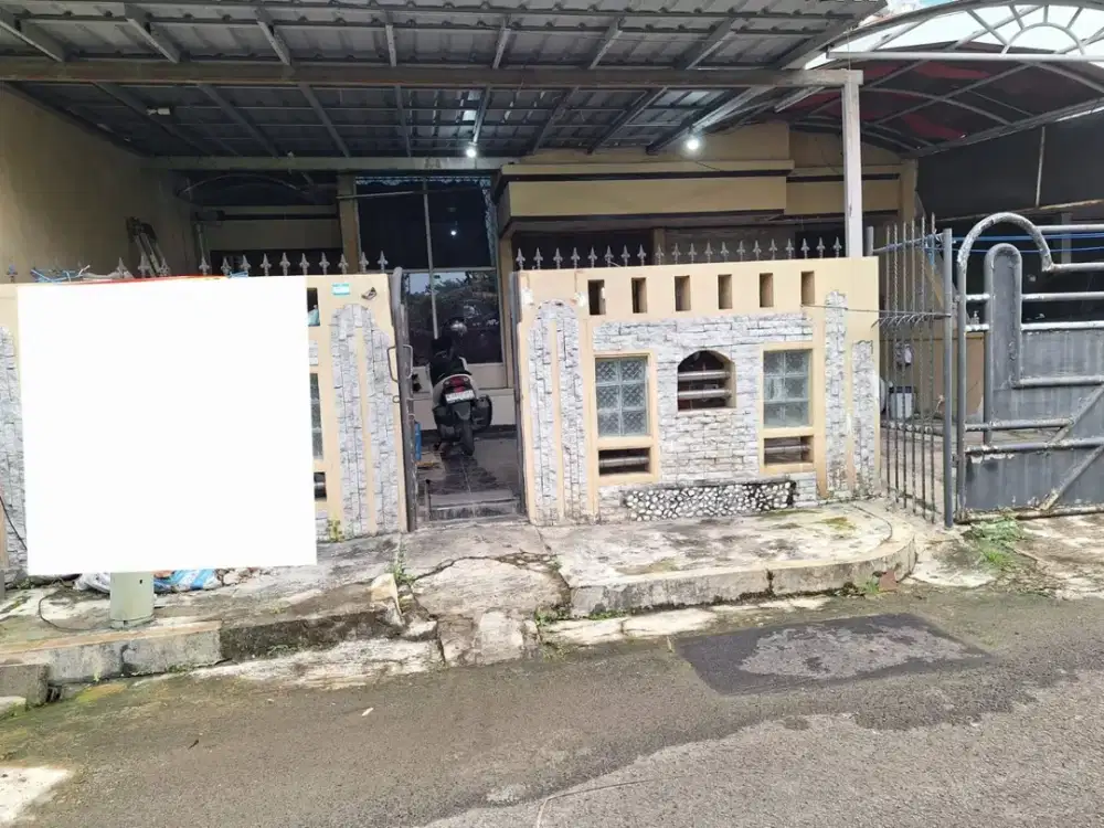 Cuma 10 Jt/M Rumah Strategis Di Taman Modern *
