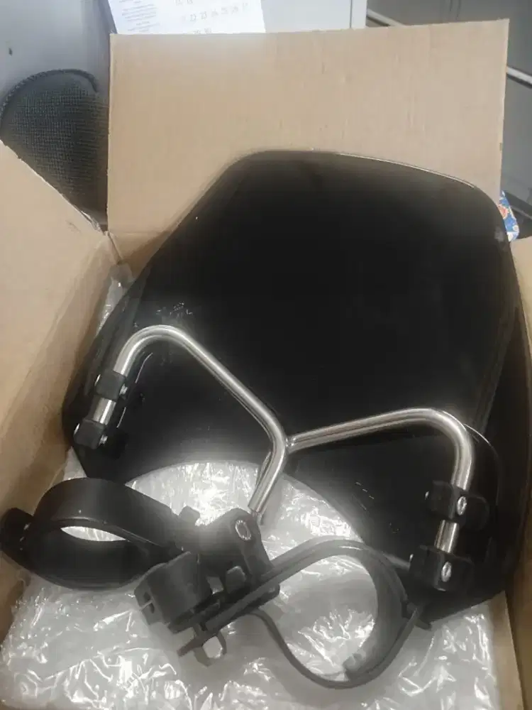 Flyscreen/windshield ROYAL ENFIELD meteor 350