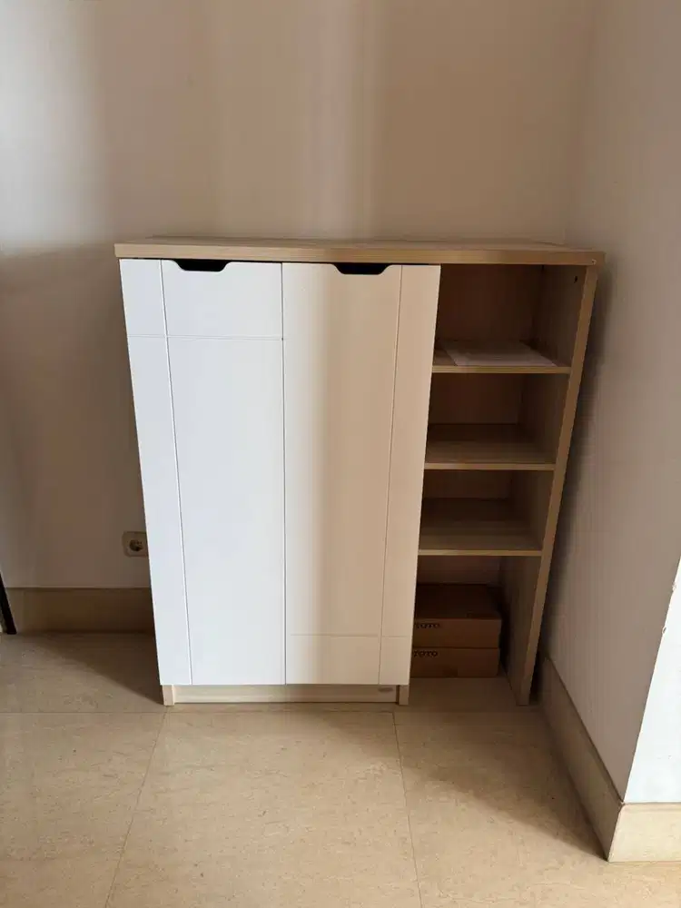 Lemari Kabinet 98x34x117 cm