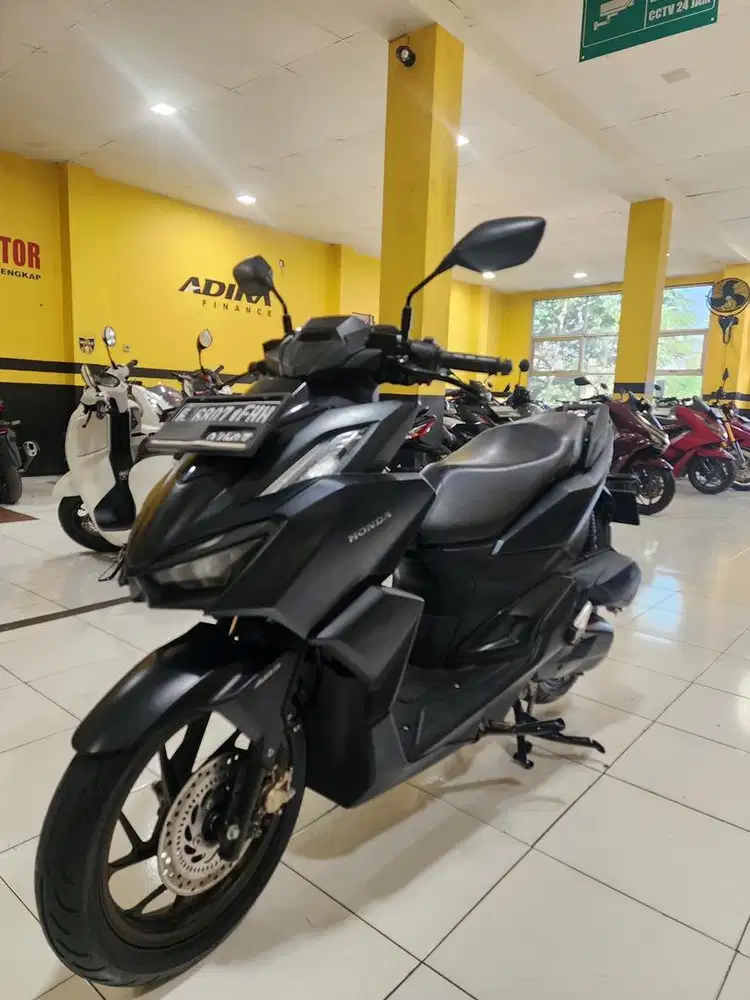 Honda vario 160 abs km low th 2022