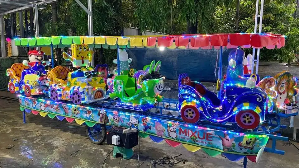 Kereta Panggung Mobil Karakter Bahan Fiber Isi 6 Warna dan Tampilan Me