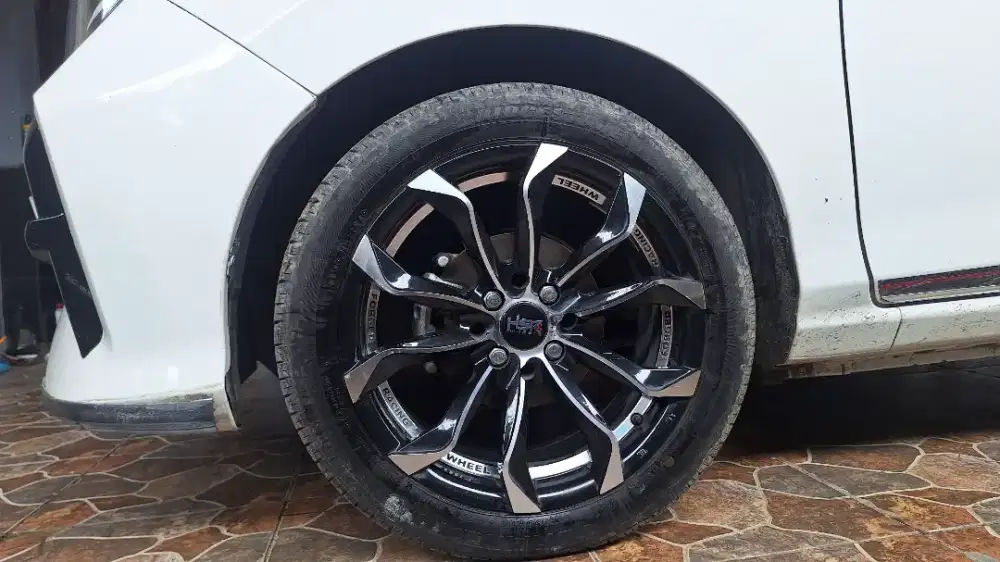 Jual Velg Labang R16 8 Lobang Multi VCD 100/114 ÷ Ban 4 pc