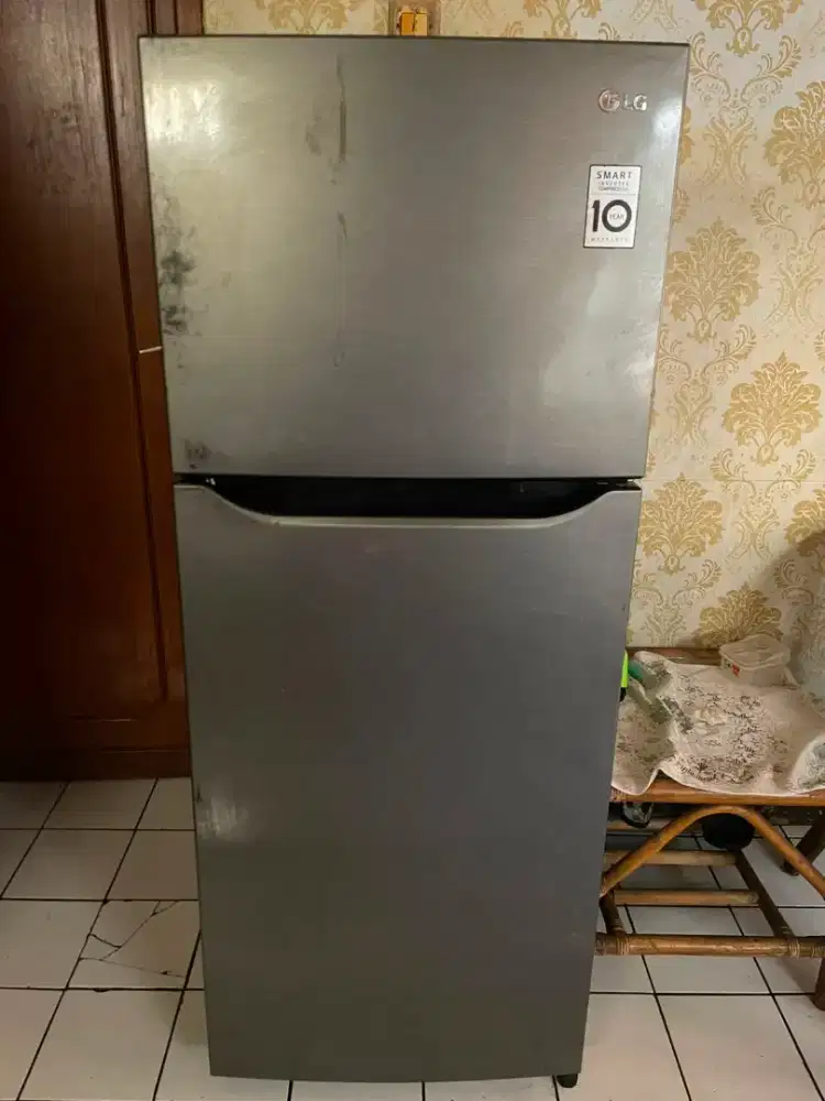 Kulkas LG 2 pintu type GN-B195SQMT