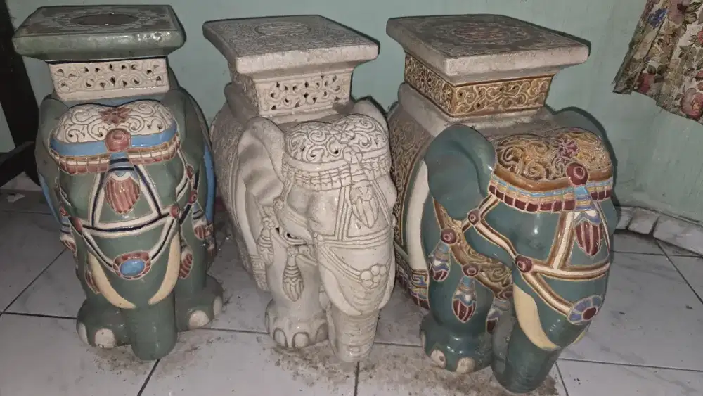 Hiasan patung Gajah