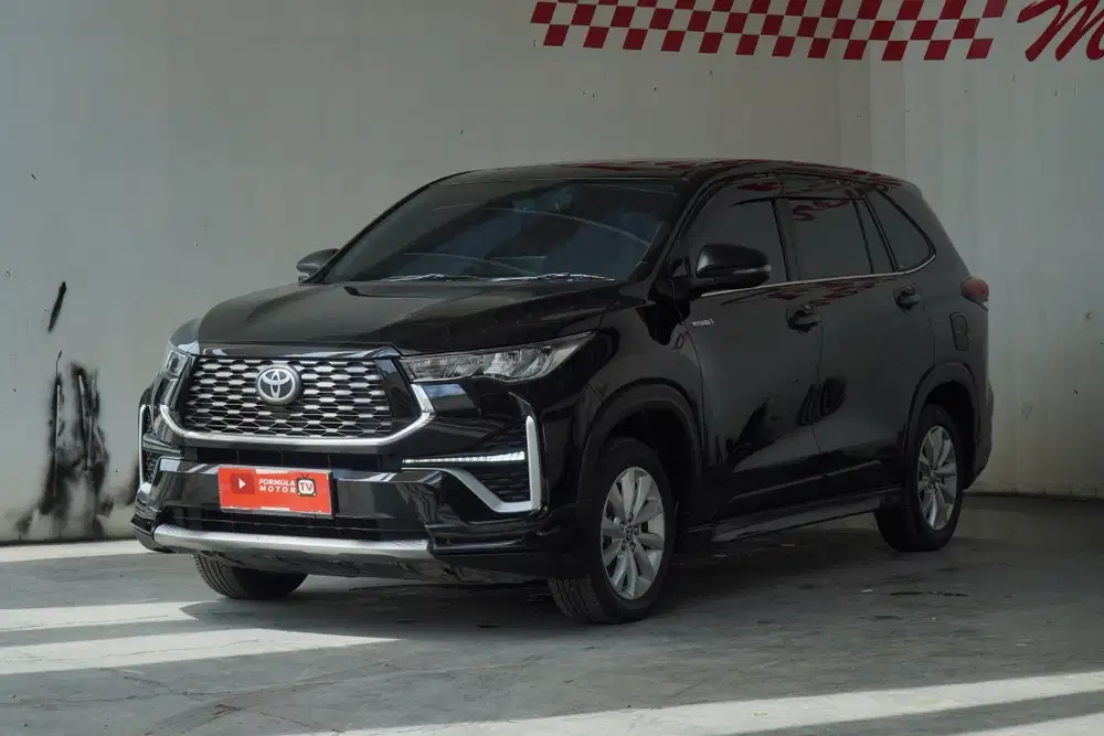 Toyota Kijang Innova 2023 Bensin