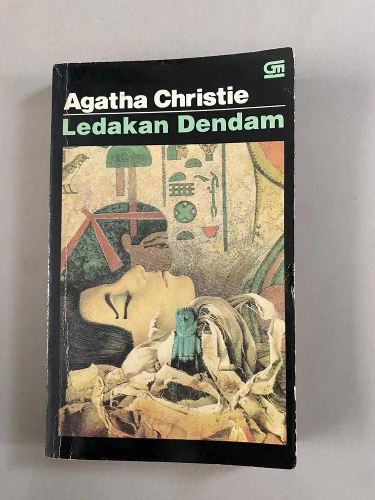 LEDAKAN DENDAM - NOVEL AGATHA CHRISTIE - GRAMEDIA – PRELOVED
