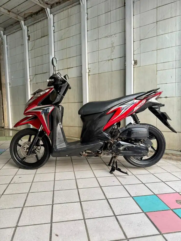 VARIO KZR 2013 MERAH PRIBADI
