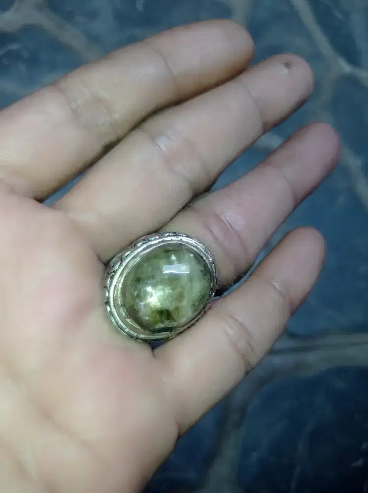 BATU GREEN SAFIR BANGSING