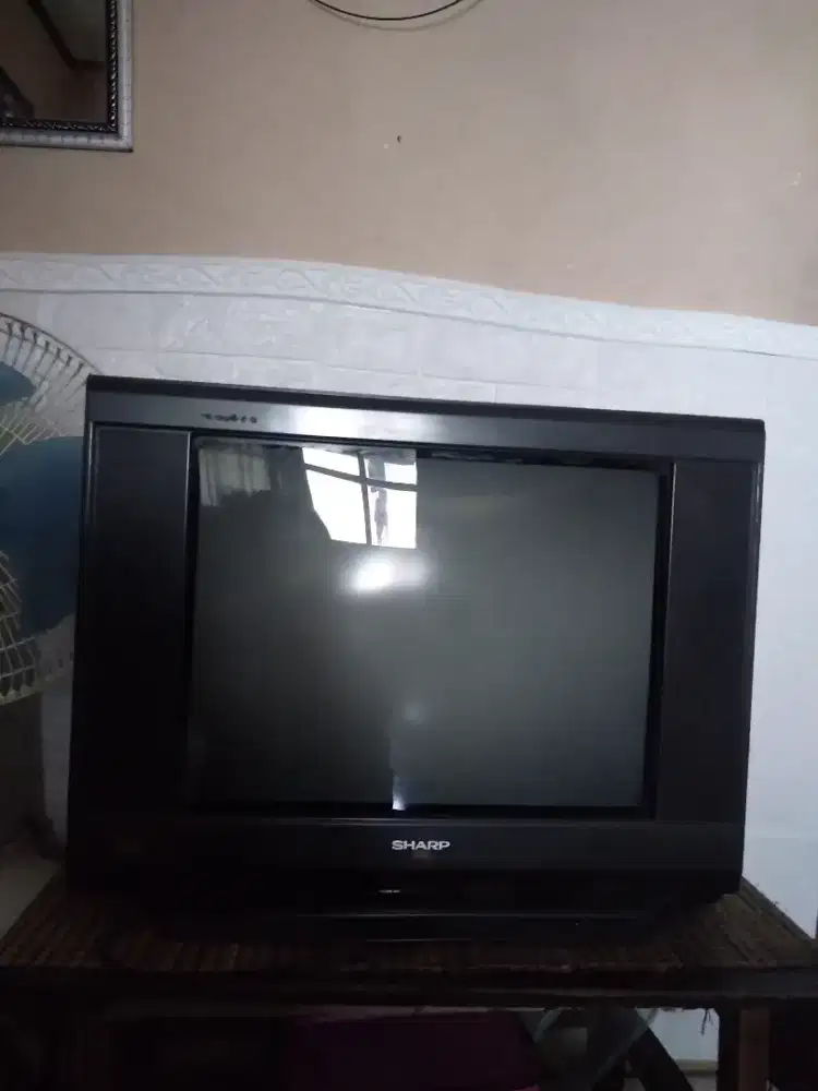 Dijual tv sharp tabung 21 inc