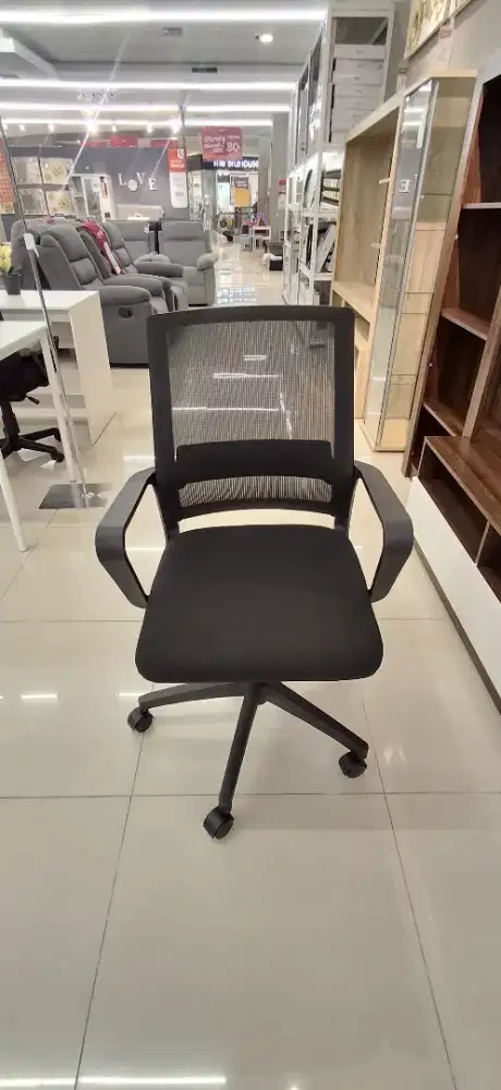 Kursi kerja yale