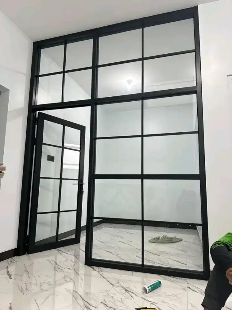 Pintu kaca lipat dan pintu kaca sleding aluminium