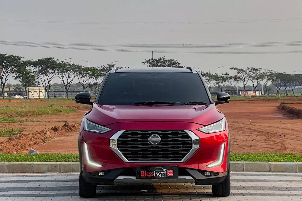 Nissan Magnite Premium 1.0 Turbo CVT AT Matic 2022 Merah Hitam DP 1 jt
