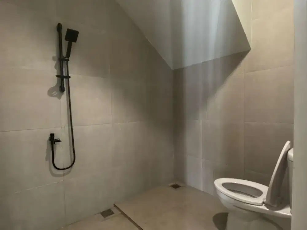 Dijual Rumah 2 lantai siap huni Di Alam Sutera (Sutera Gardenia)