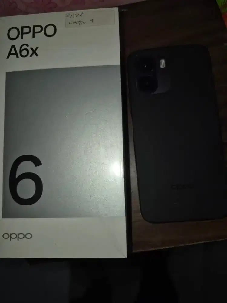 Dijual Oppo A6X ram 4 / 128 Warna Ungu