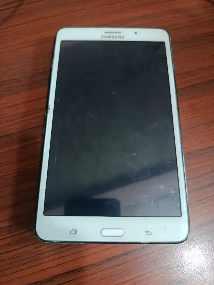 Tablet Samsung Galaxy Tab 4 (7.0 3G) Bekas