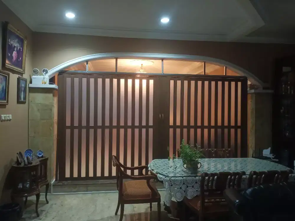 Jasa pasang pintu PVC jasa pasang gorden dan roller blind