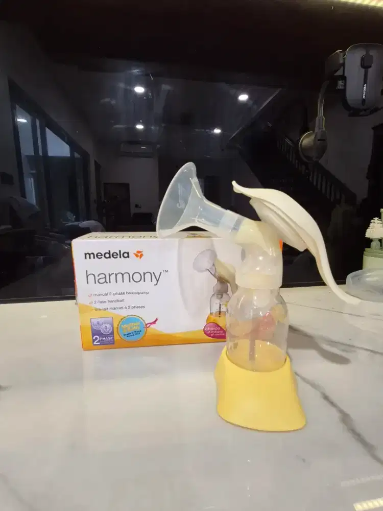 Pompa ASI preloved - medela harmony