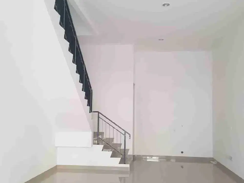 Disewakan Ruko Euro Asia Osaka PIK 2 Tipe Paris 3 Lantai