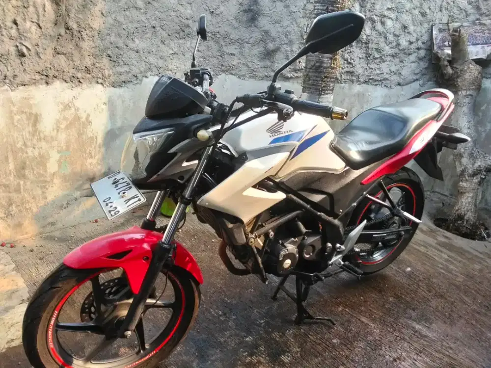 HONDA CB150 RTAHUN 2014 B BANDUNG
