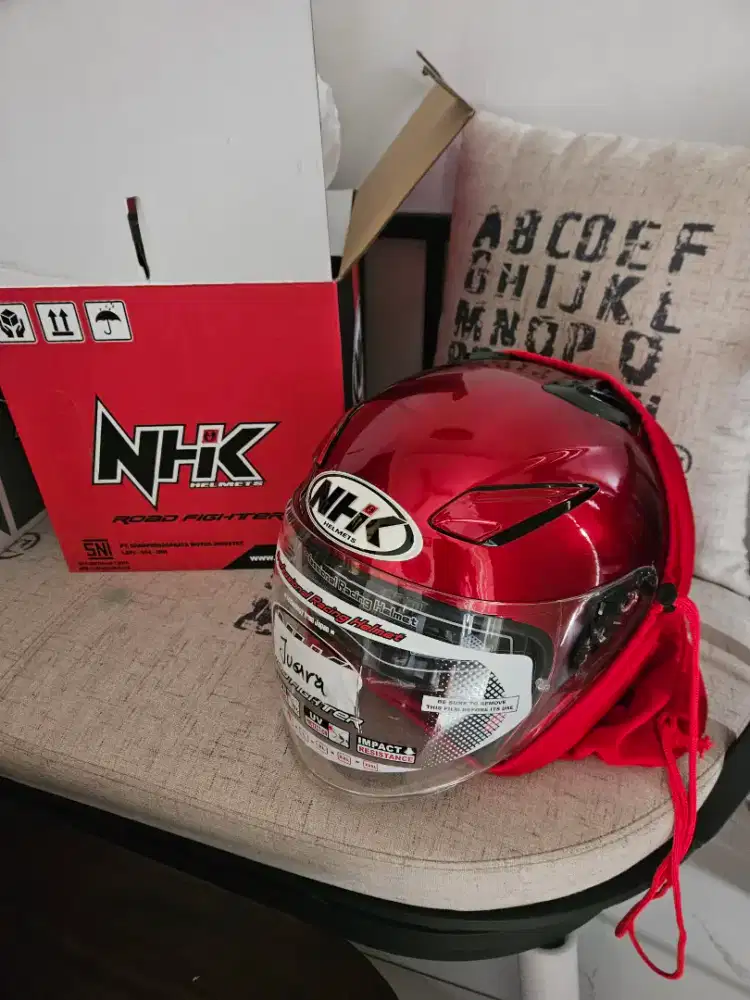 Helm NHK R1 Solid Red Size L - Barang baru Jual Cepat