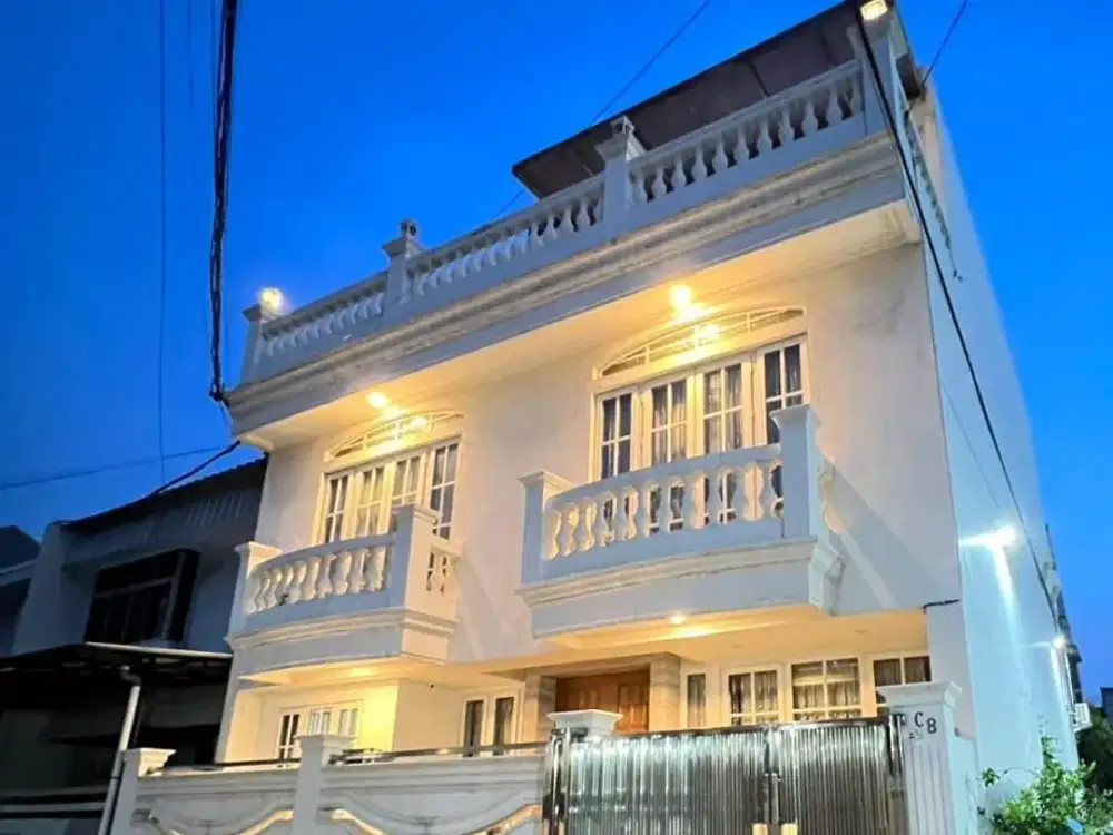 ANA RUMAH MEWAH DALAM KOMPLEK UK 10X15M DI BANDENGAN