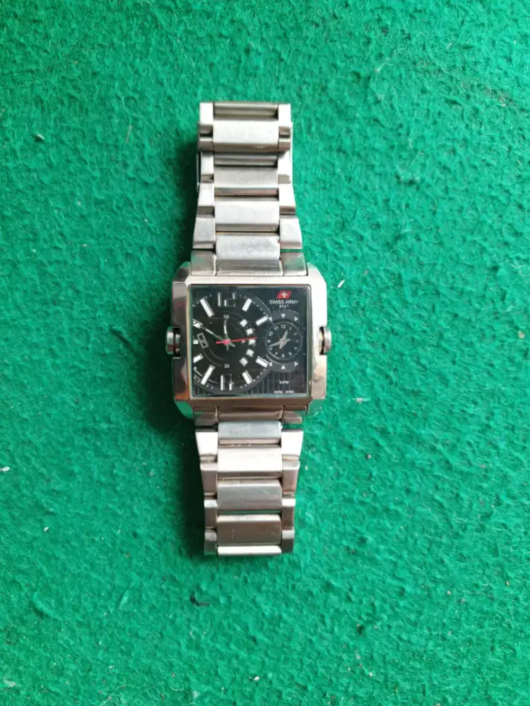 Swiss army original dual time