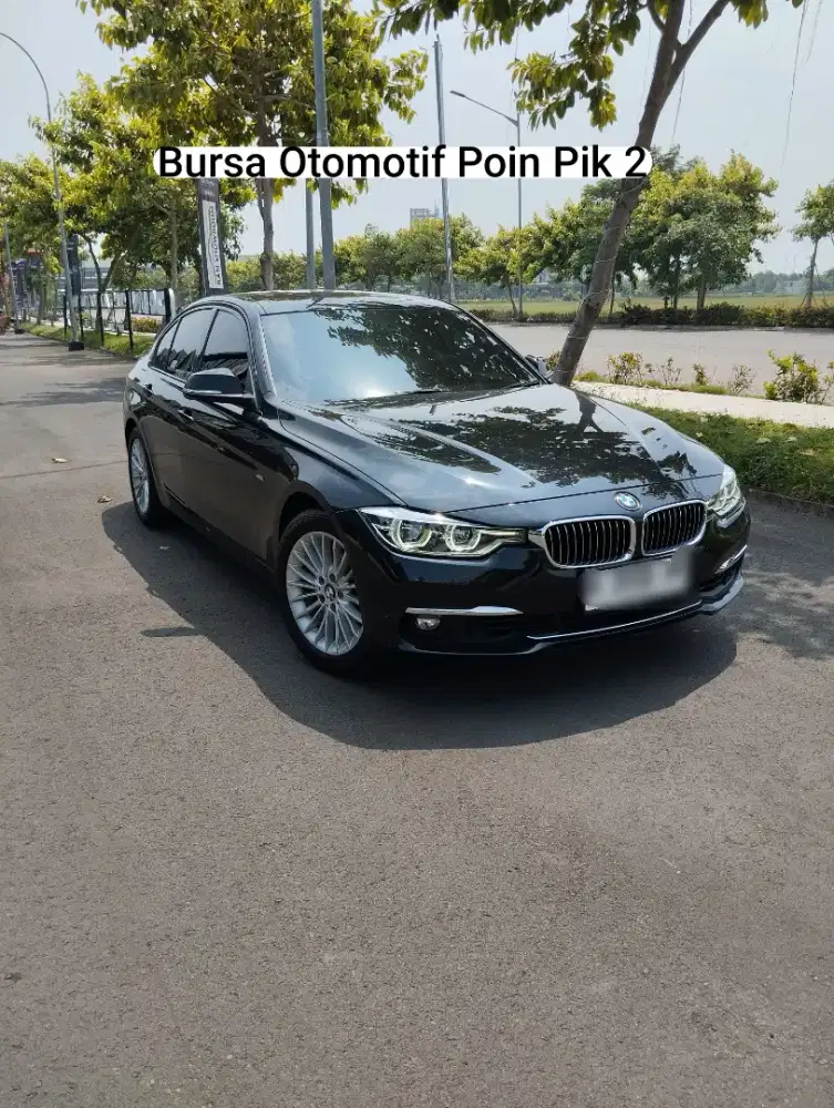 Bmw 320i luxury at