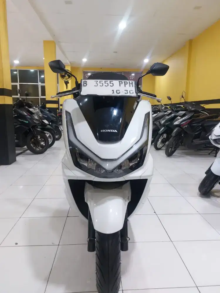 Di jual murah Honda PCX ABS MTR sperti baru 2025