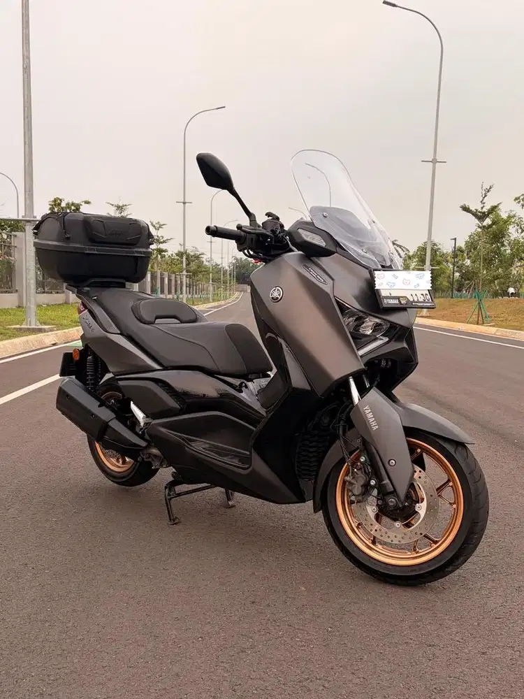 Yamaha XMAX Tech Max 2025