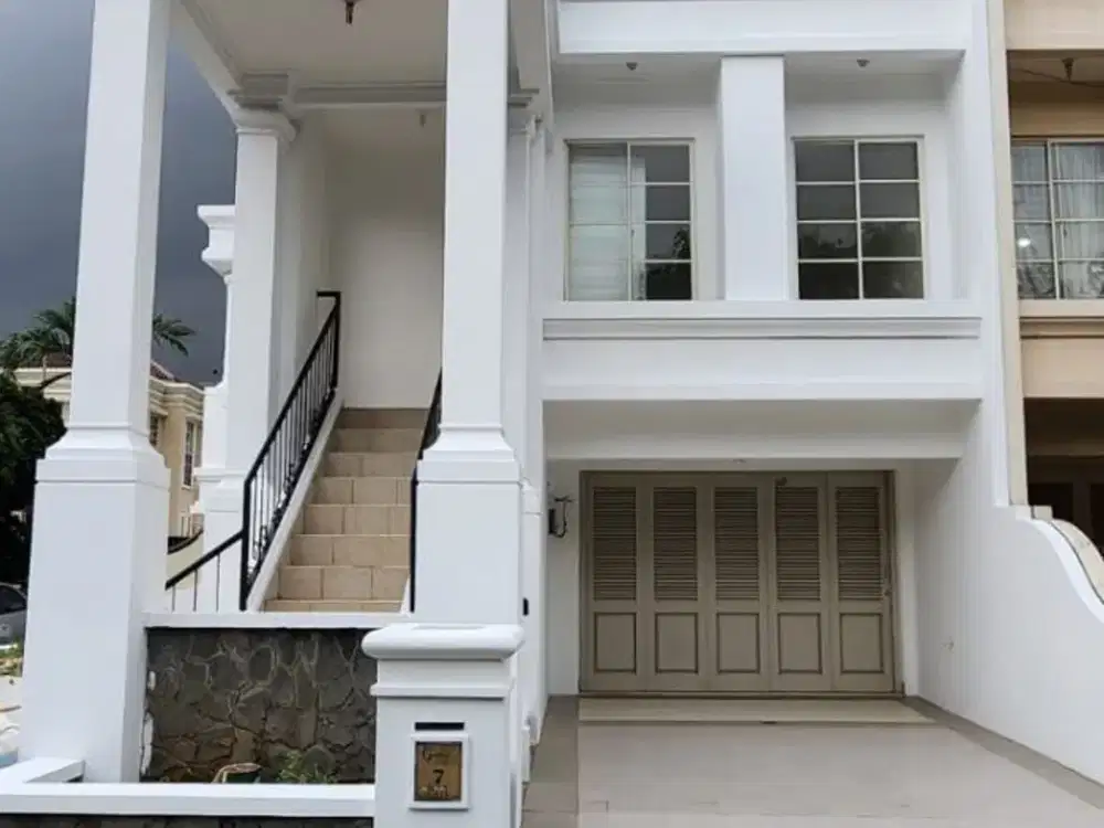 Dijual  dan Disewakan Rumah baru renov 3 Lantai hook di Gading Grande,Kelapa gading,Jakarta utara